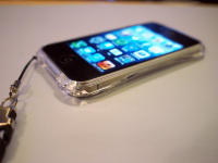 iPhone 4S＋Deff CLEAR CRYSTAL BUMPER