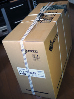 EIZO EV2736W-FSBKの箱
